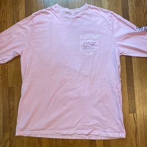Vineyard Vines Vintage Whale Long-Sleeve Pocket Tee in Pink with Navy outline